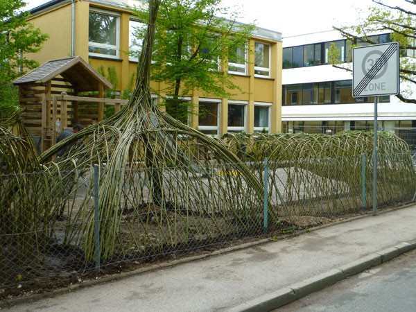 Weidenpavillion_Tunnel_Holzkirchen