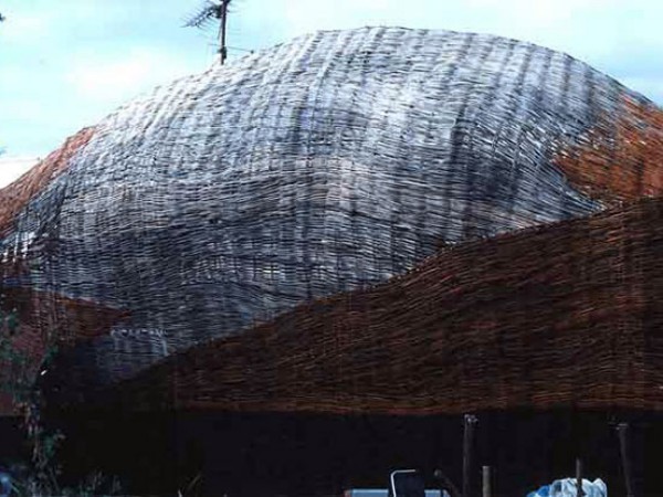 Flechtwand_mit_verschiedenen_Farben